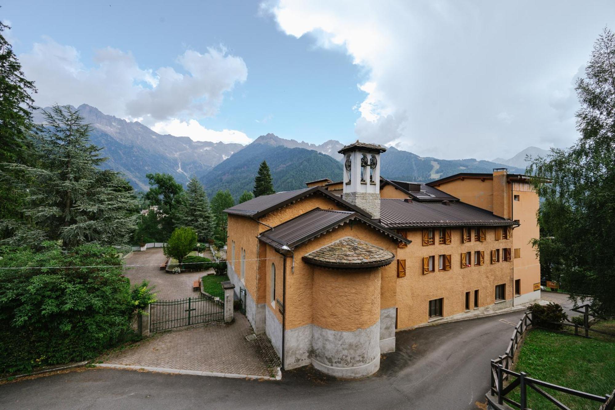 Villa Luzzago Ponte Di Legno Exterior photo