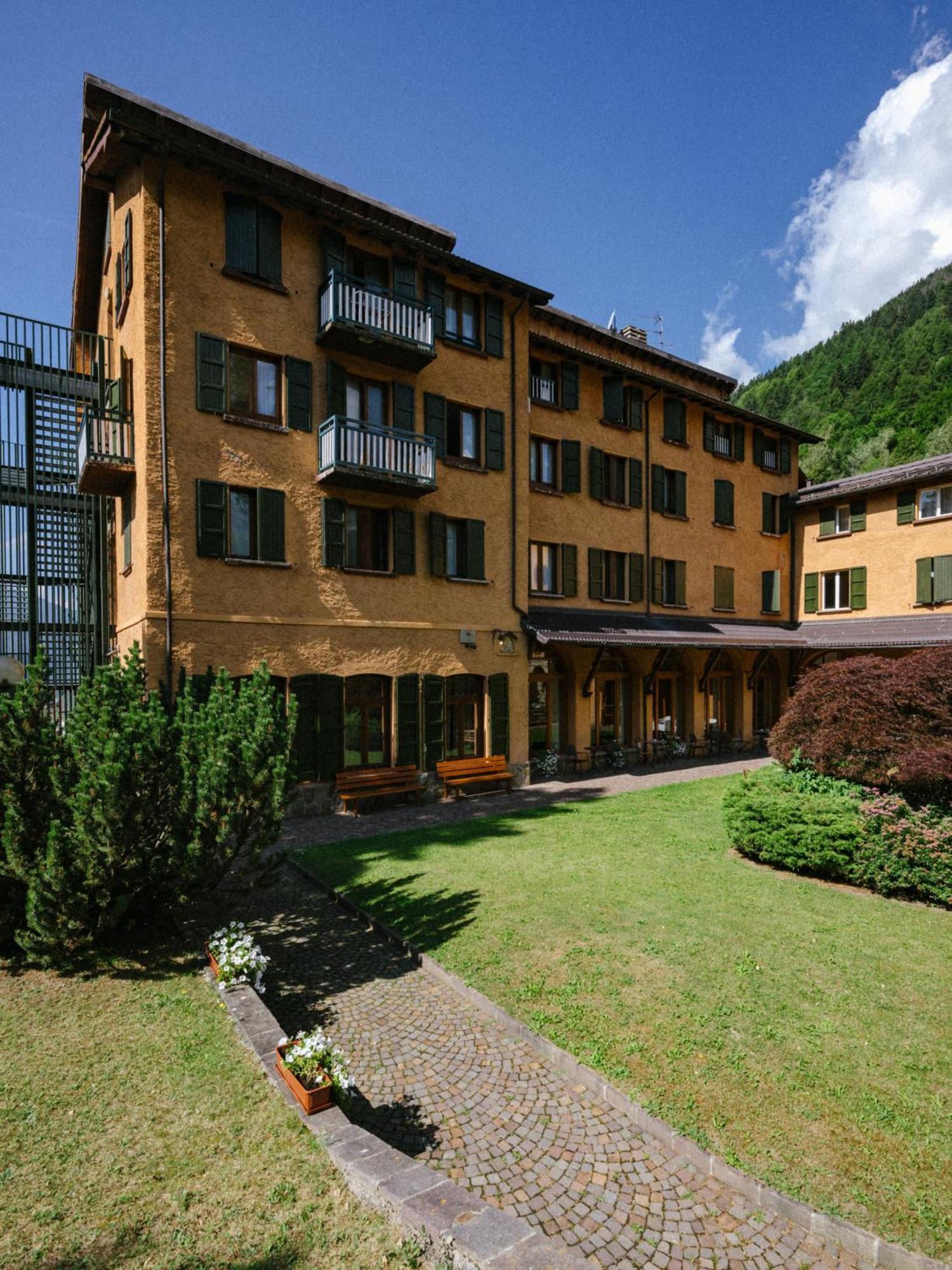Villa Luzzago Ponte Di Legno Exterior photo